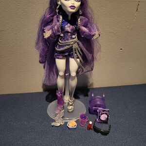 Monster High Spectra Vondergeist Doll
